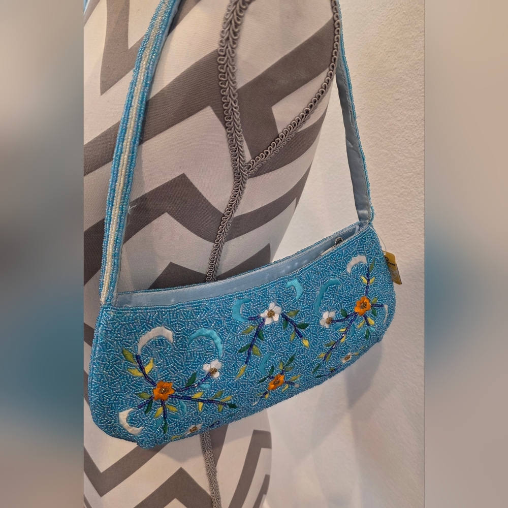 Ermo Beaded Purse - Picture 13 of 13